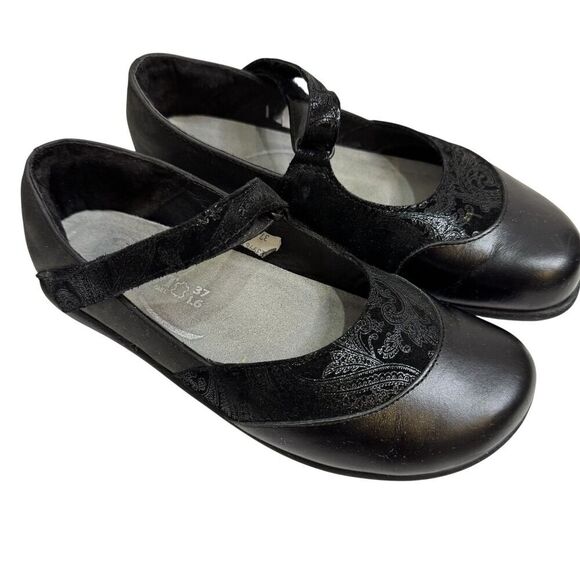 Naot Mary Jane Shoes Womens Size 37 Black Leather Velour Strap Comfort Walking - Picture 3 of 7